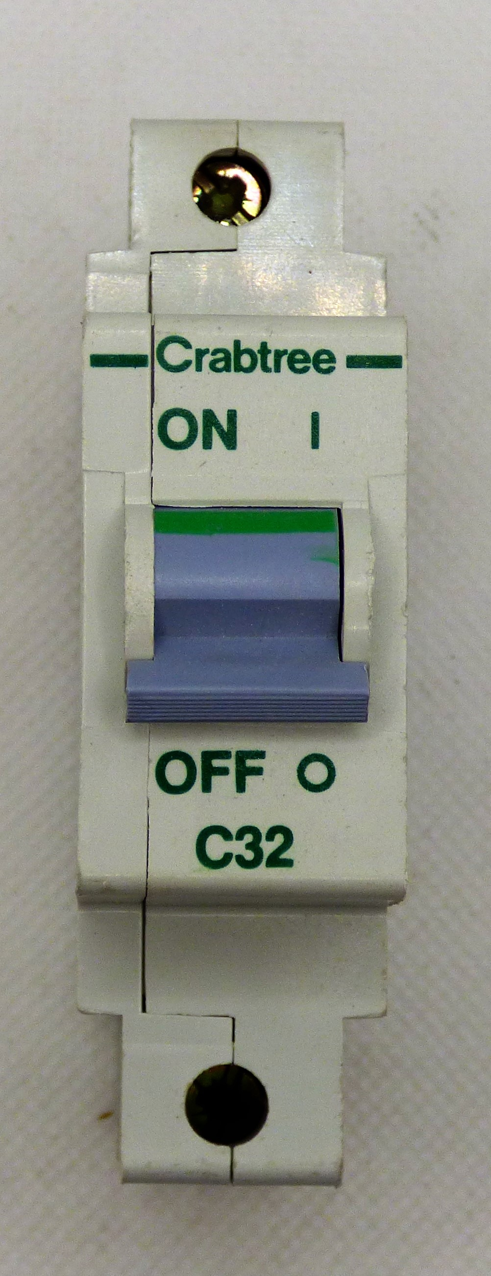 1P 32A TYPE C MCB
